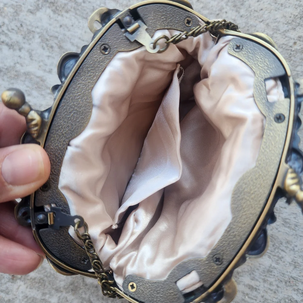 Beaded Embroidered Champagn Cream Vintage Victorian Style Clutch‎